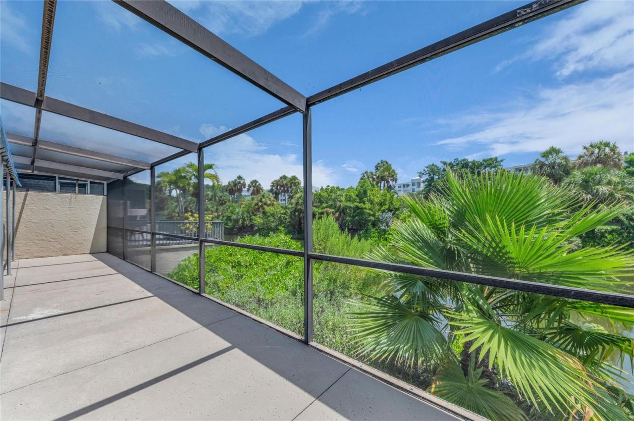 2350 Harbour Oaks Drive, Longboat Key, FL 34228 Photo