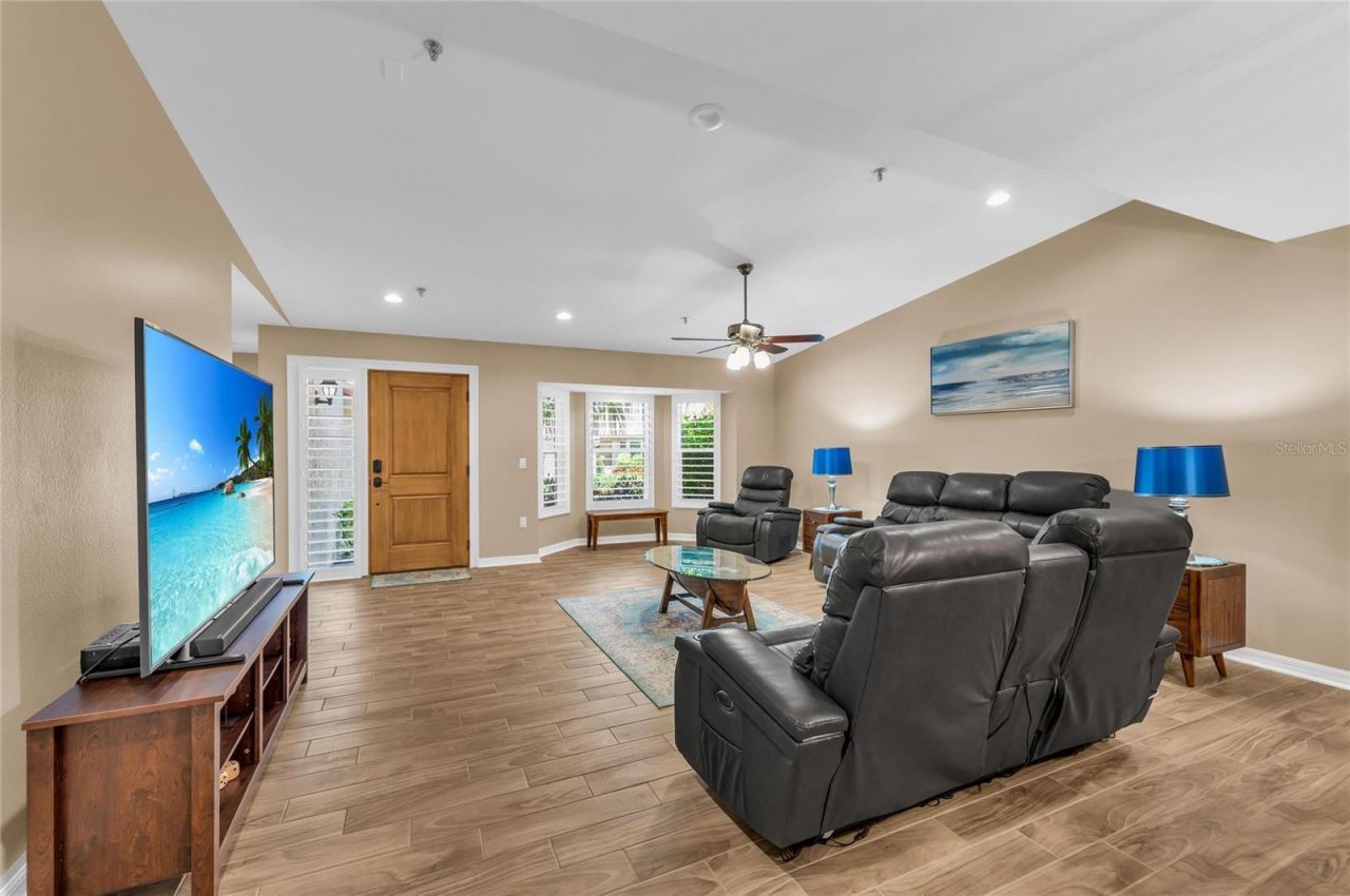 2350 Harbour Oaks Drive, Longboat Key, FL 34228 Photo