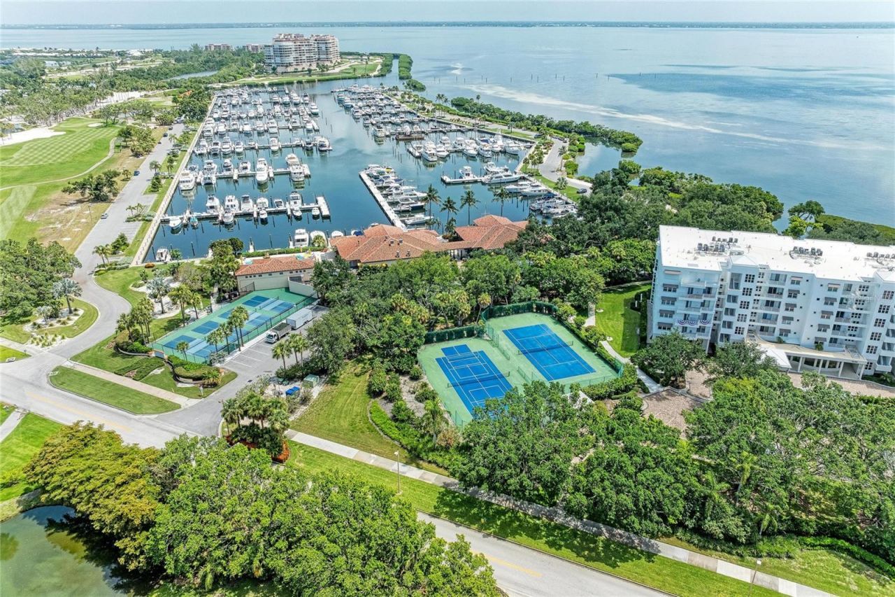 2350 Harbour Oaks Drive, Longboat Key, FL 34228 Photo