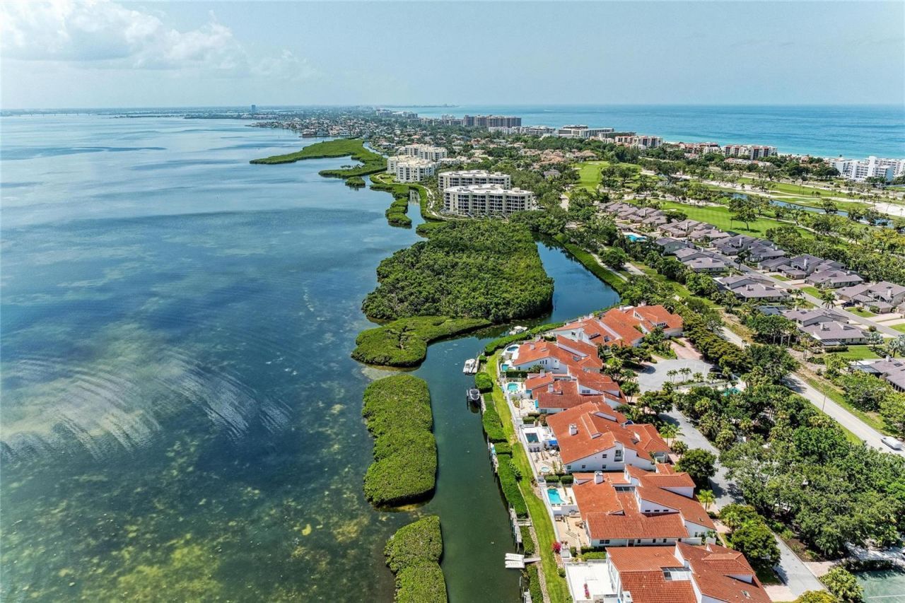 2350 Harbour Oaks Drive, Longboat Key, FL 34228 Photo