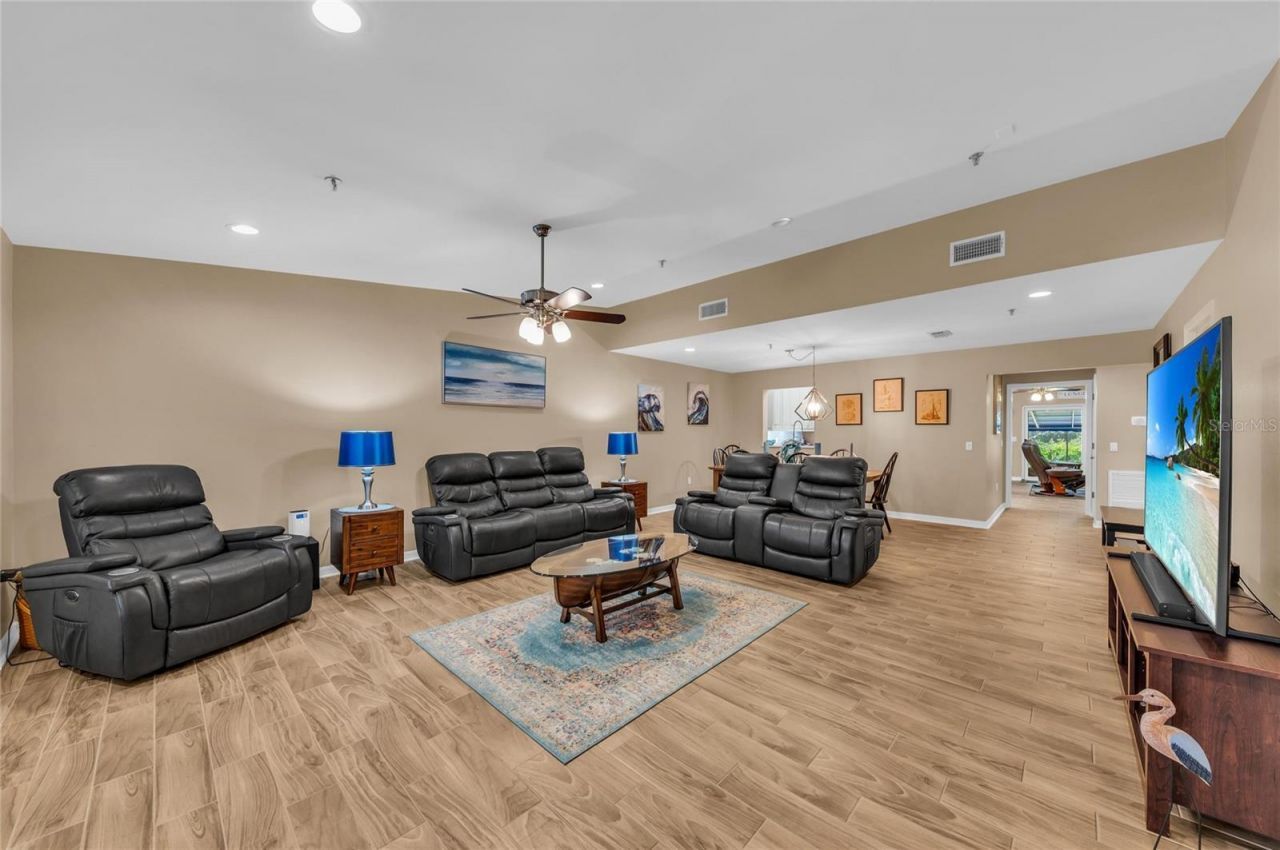 2350 Harbour Oaks Drive, Longboat Key, FL 34228 Photo