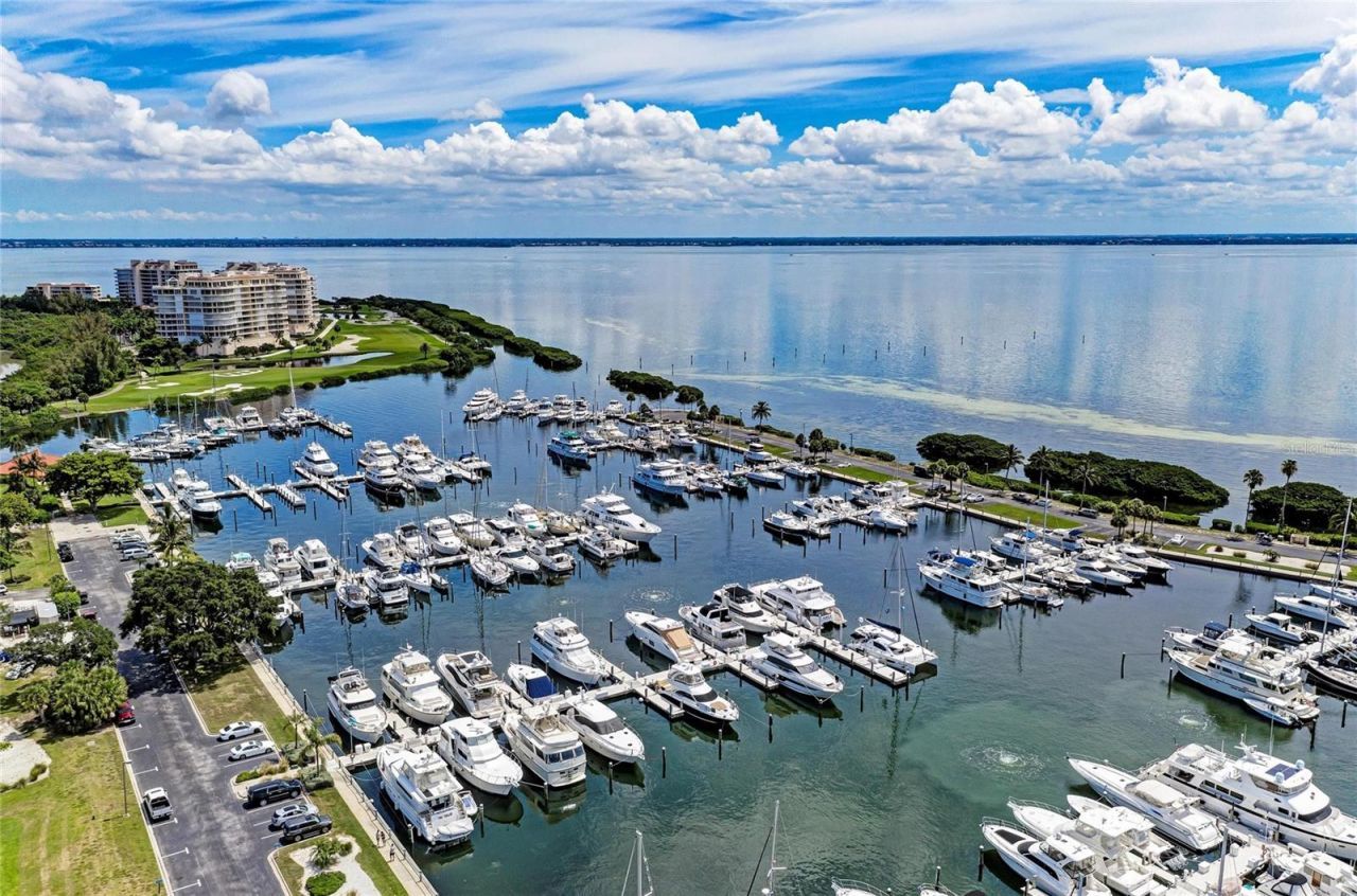 2350 Harbour Oaks Drive, Longboat Key, FL 34228 Photo
