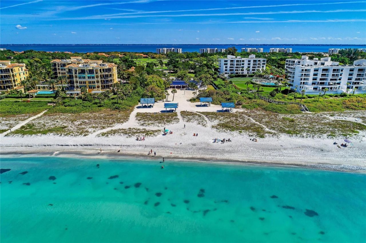 2350 Harbour Oaks Drive, Longboat Key, FL 34228 Photo
