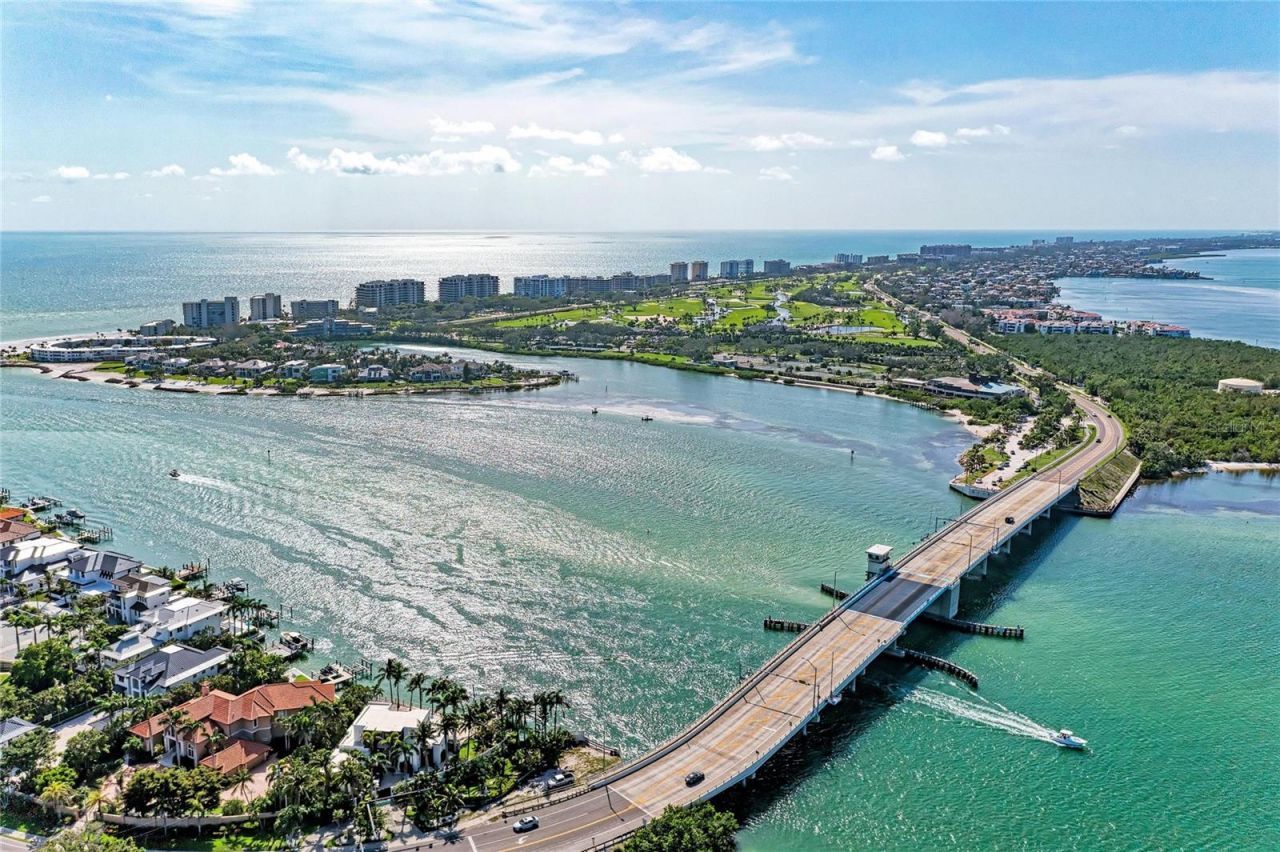 2350 Harbour Oaks Drive, Longboat Key, FL 34228 Photo