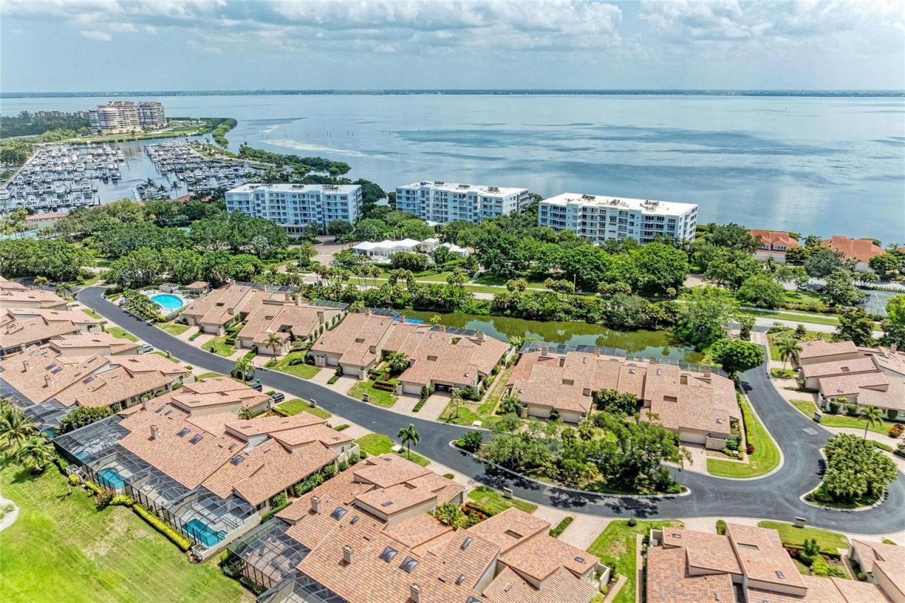 2350 Harbour Oaks Drive, Longboat Key, FL 34228 Photo