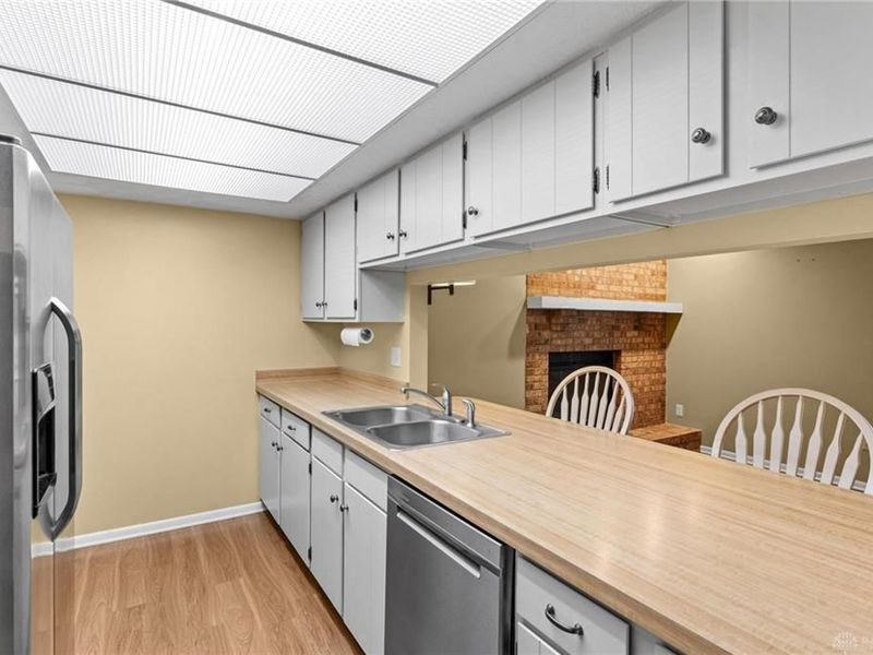 5688 Cobblegate Drive, Dayton, OH 45449 Photo 12