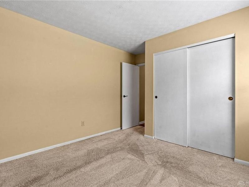5688 Cobblegate Drive, Dayton, OH 45449 Photo 23