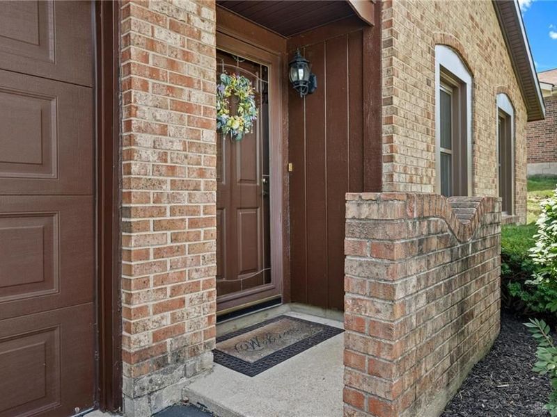 5688 Cobblegate Drive, Dayton, OH 45449 Photo 4