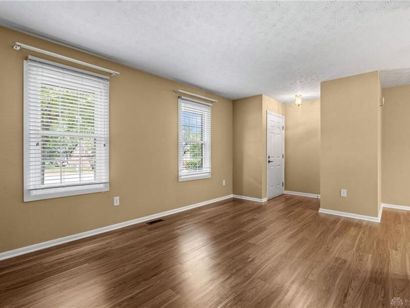 5688 Cobblegate Drive, Dayton, OH 45449 Photo 8