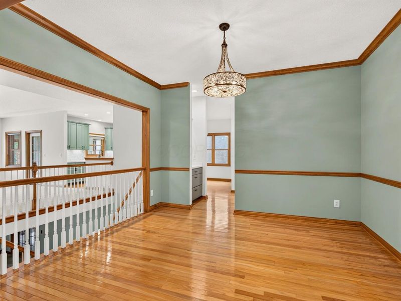895 Linworth Village Drive, Columbus, OH 43235 Photo 25