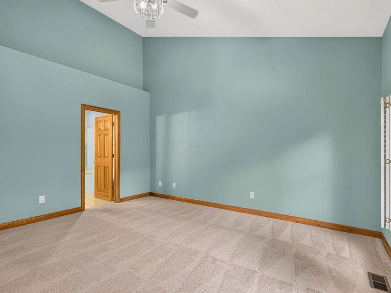 895 Linworth Village Drive, Columbus, OH 43235 Photo 45