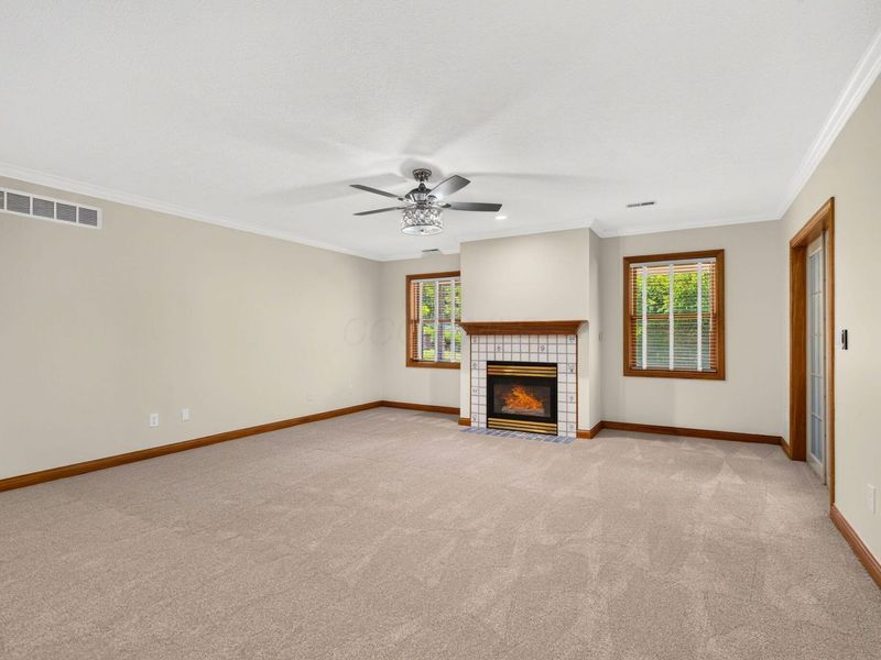 895 Linworth Village Drive, Columbus, OH 43235 Photo 46