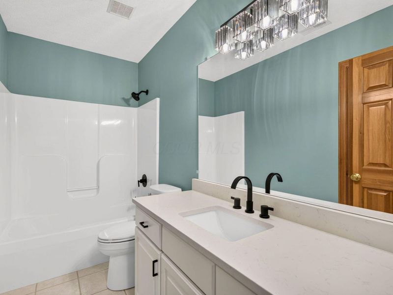 895 Linworth Village Drive, Columbus, OH 43235 Photo 54