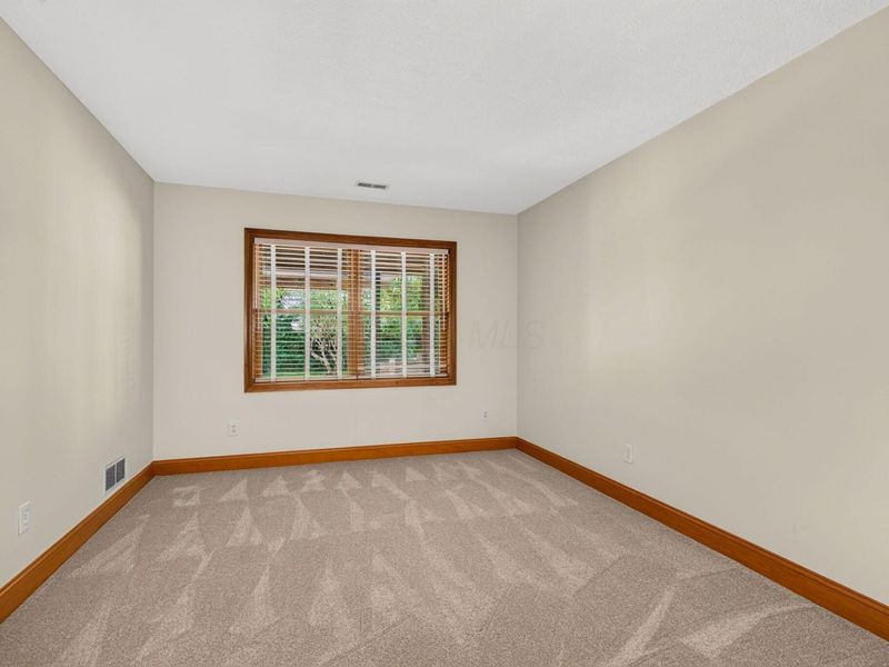 895 Linworth Village Drive, Columbus, OH 43235 Photo 55