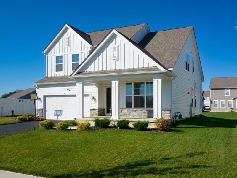 107 Silver Pine Lane, Lewis Center, OH 43035 Photo 2