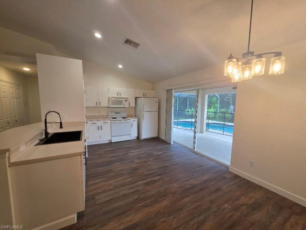237 Rue Labonne Rd , Fort Myers, FL 33913 Photo
