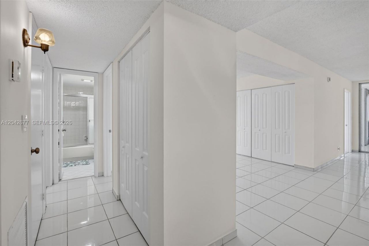 1931 Sabal Palm Dr, Unit 203, Davie, FL 33324 Photo