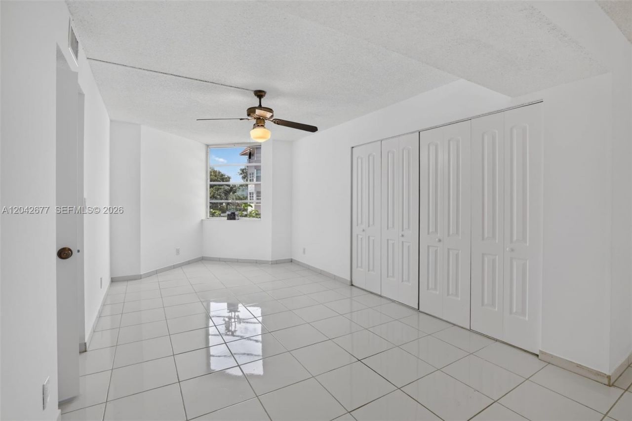 1931 Sabal Palm Dr, Unit 203, Davie, FL 33324 Photo