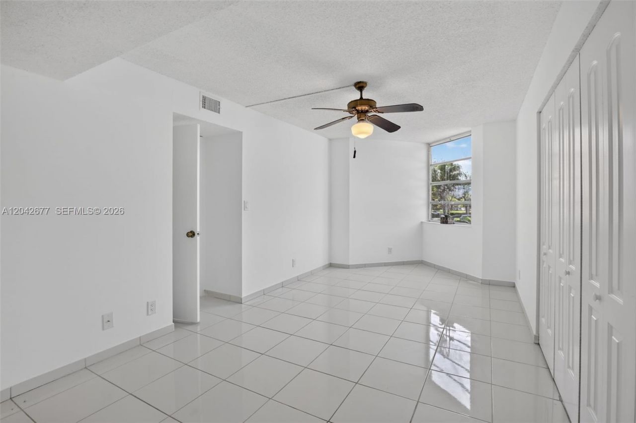 1931 Sabal Palm Dr, Unit 203, Davie, FL 33324 Photo