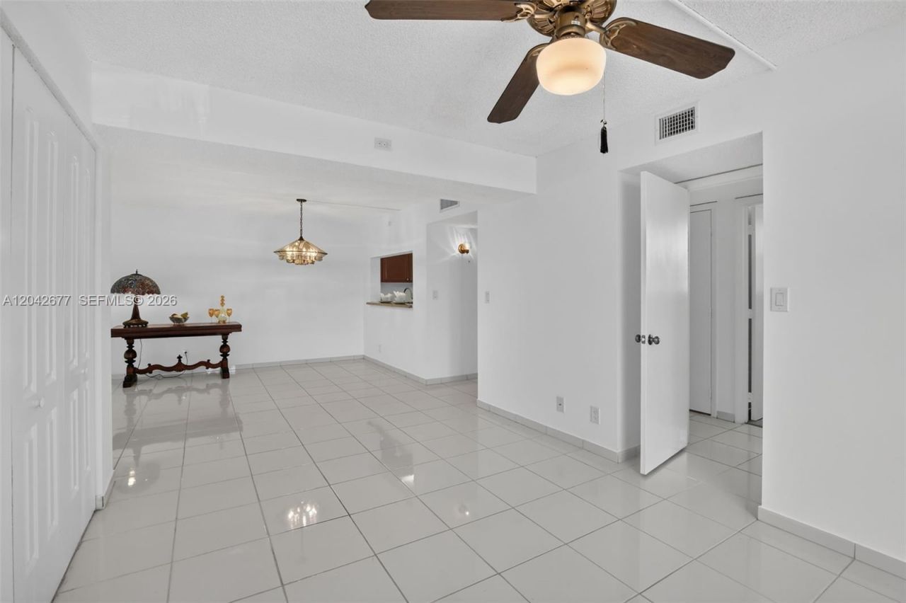 1931 Sabal Palm Dr, Unit 203, Davie, FL 33324 Photo
