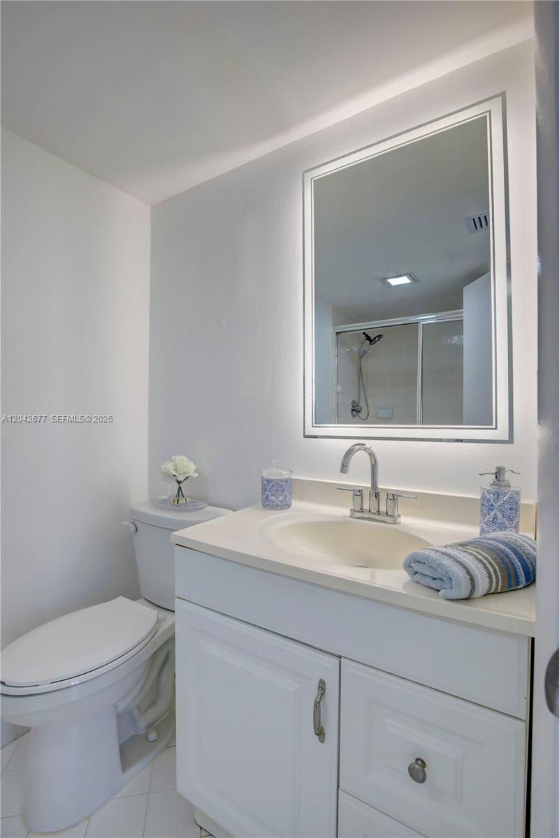 1931 Sabal Palm Dr, Unit 203, Davie, FL 33324 Photo