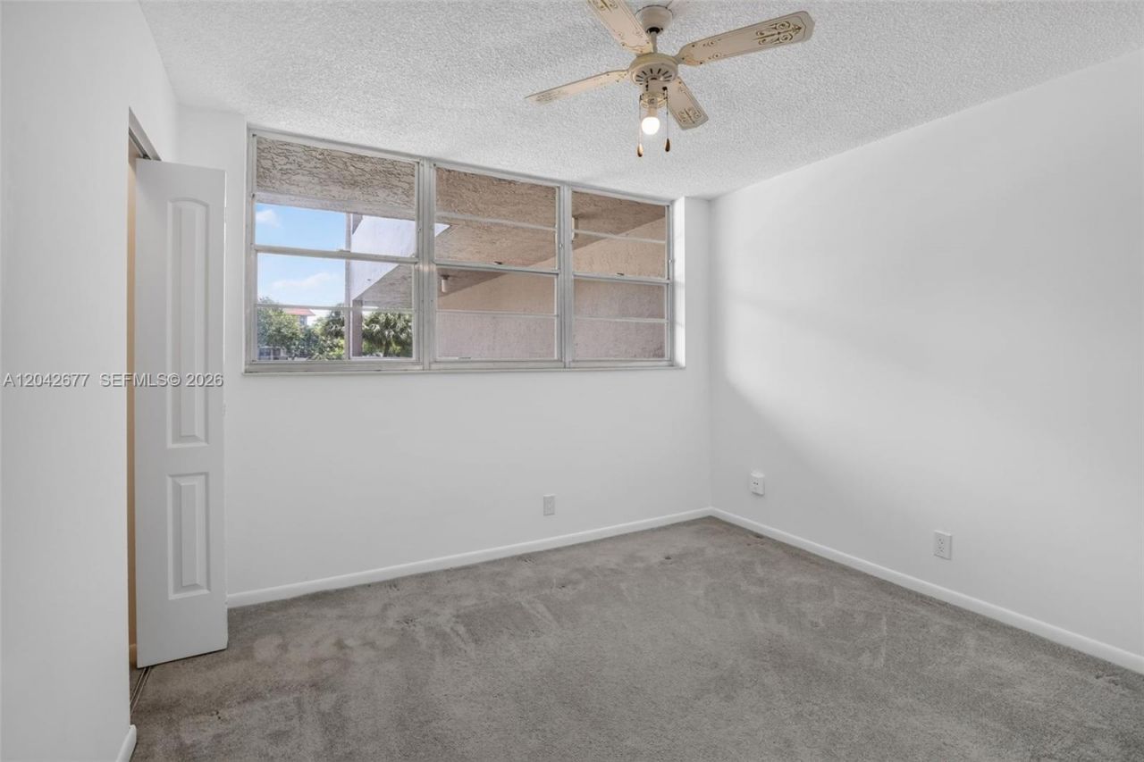 1931 Sabal Palm Dr, Unit 203, Davie, FL 33324 Photo