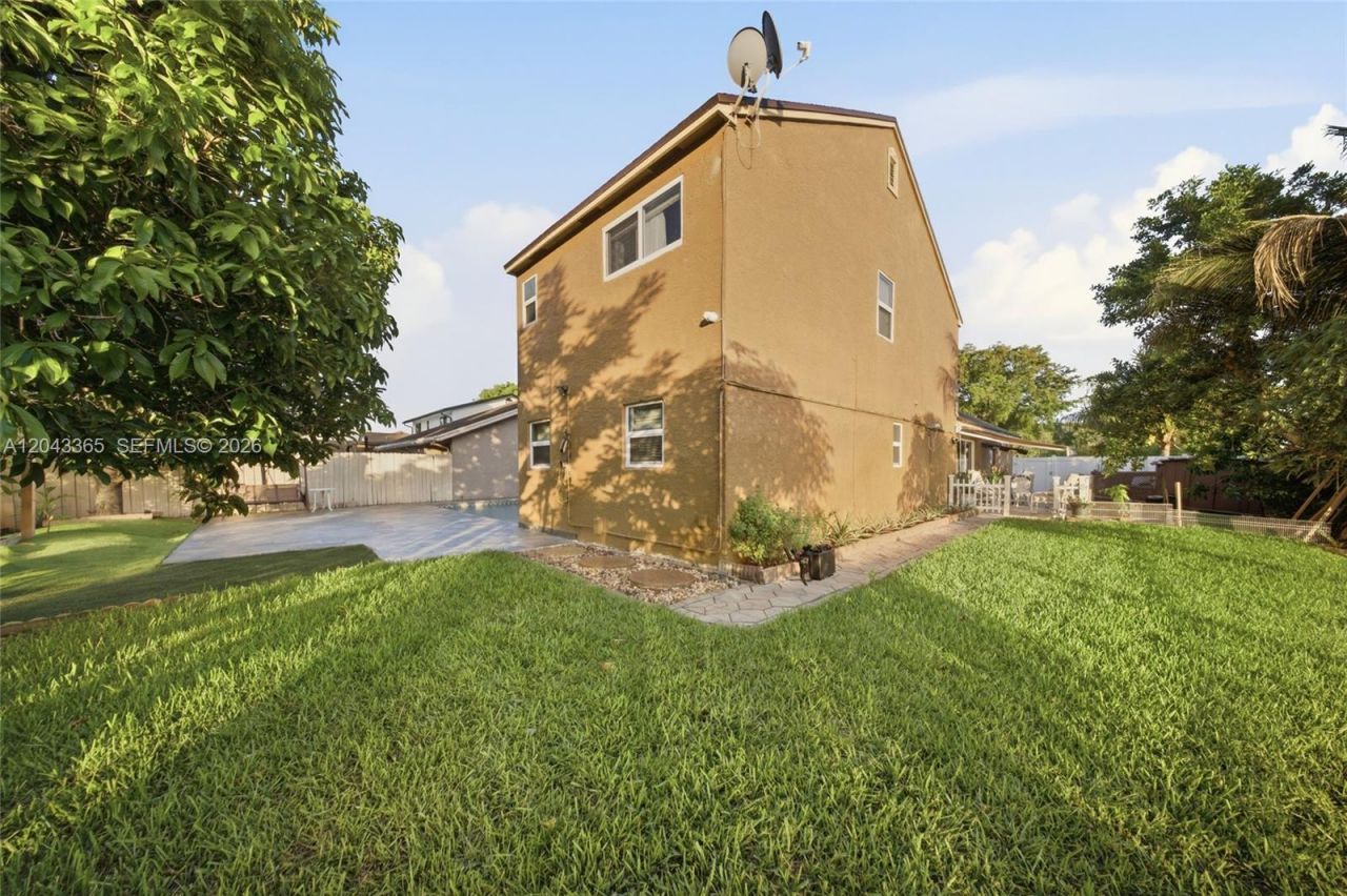 7919 NW 50th St, Lauderhill, FL 33351 Photo