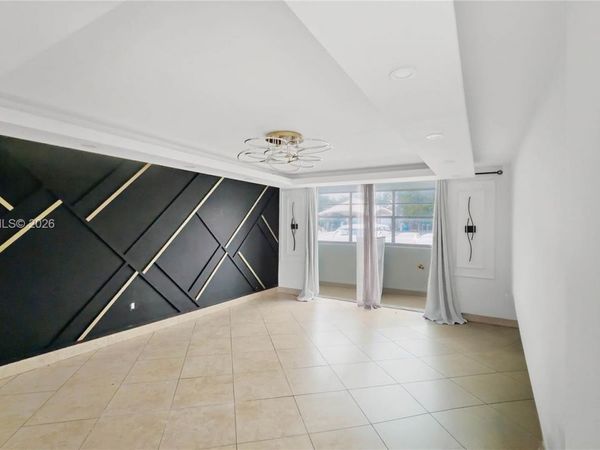 16450 Miami Dr, Unit 103, North Miami Beach, FL 33162