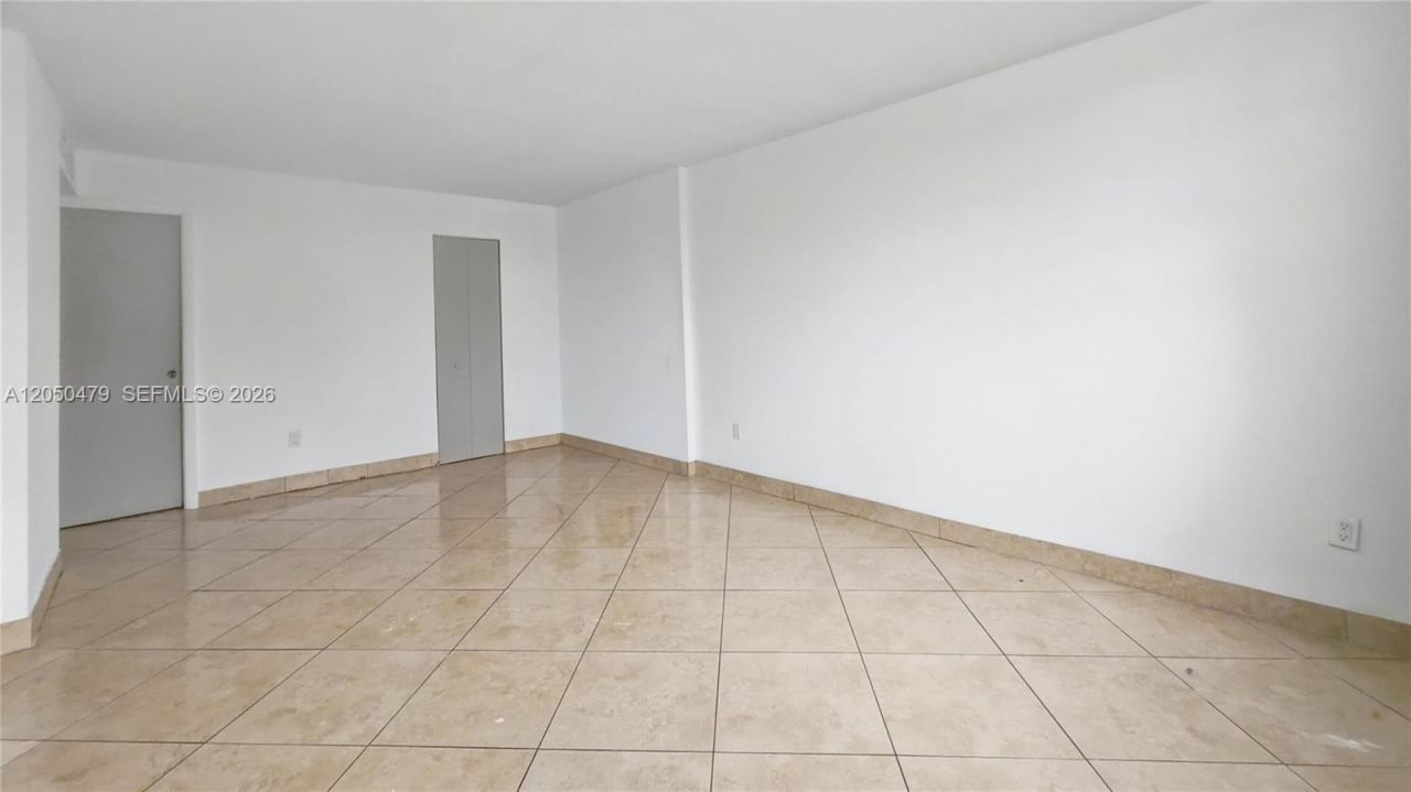 16450 Miami Dr, Unit 103, North Miami Beach, FL 33162 Photo