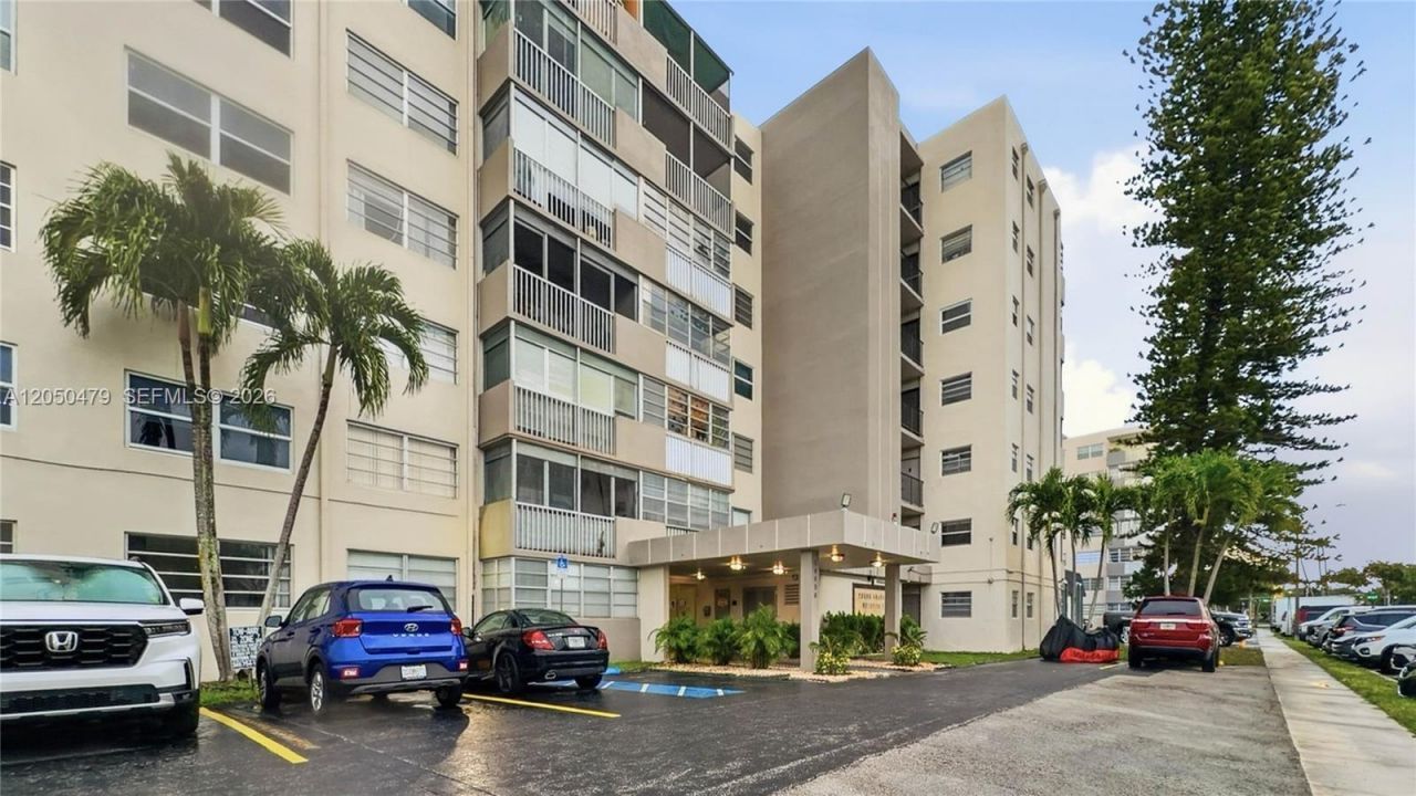 16450 Miami Dr, Unit 103, North Miami Beach, FL 33162 Photo