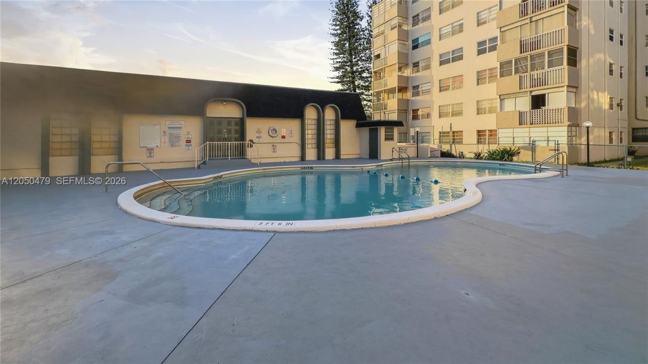 16450 Miami Dr, Unit 103, North Miami Beach, FL 33162 Photo