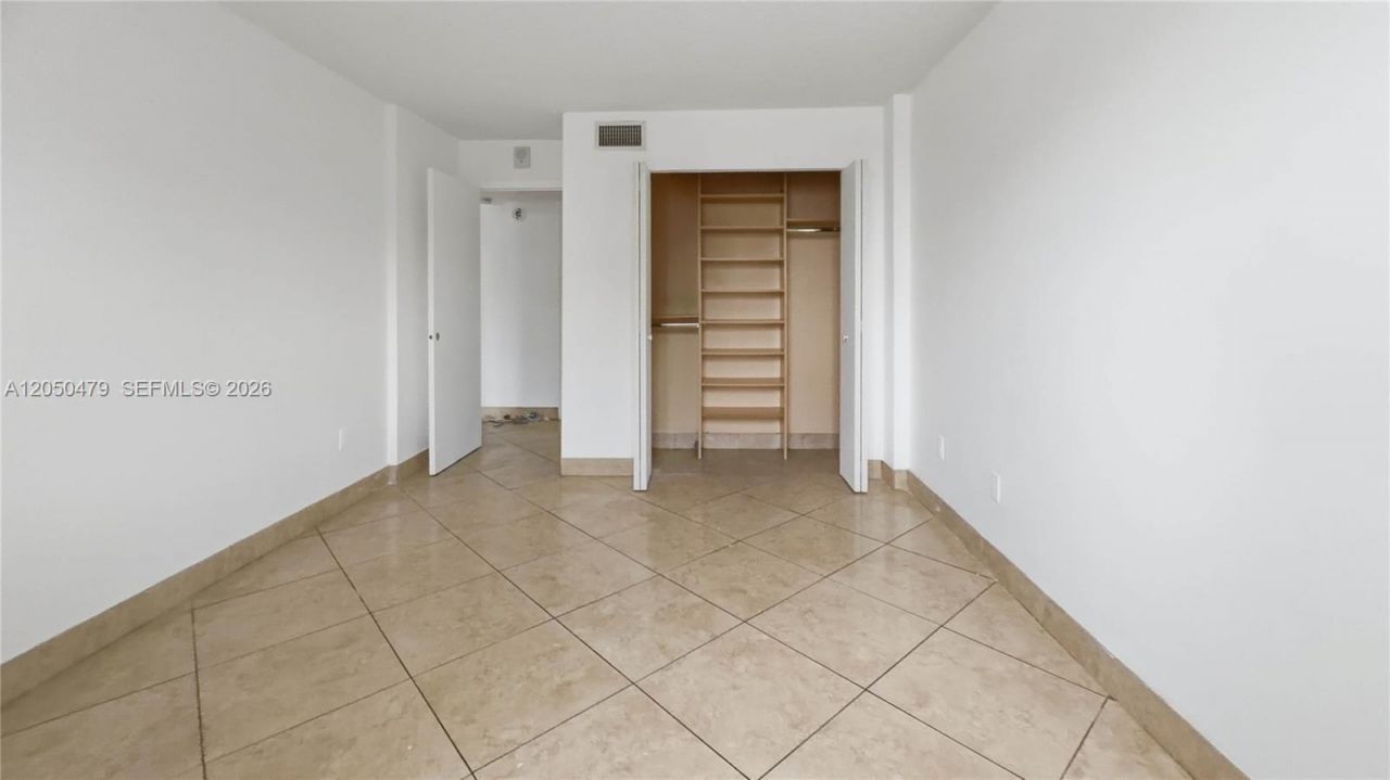 16450 Miami Dr, Unit 103, North Miami Beach, FL 33162 Photo