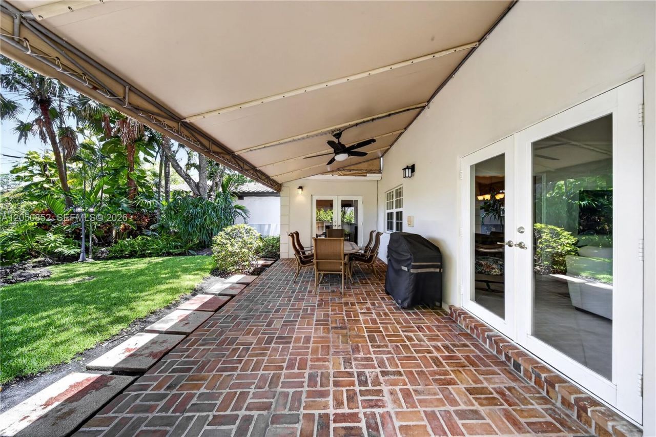 4820 Campo Sano Ct, Coral Gables, FL 33146 Photo