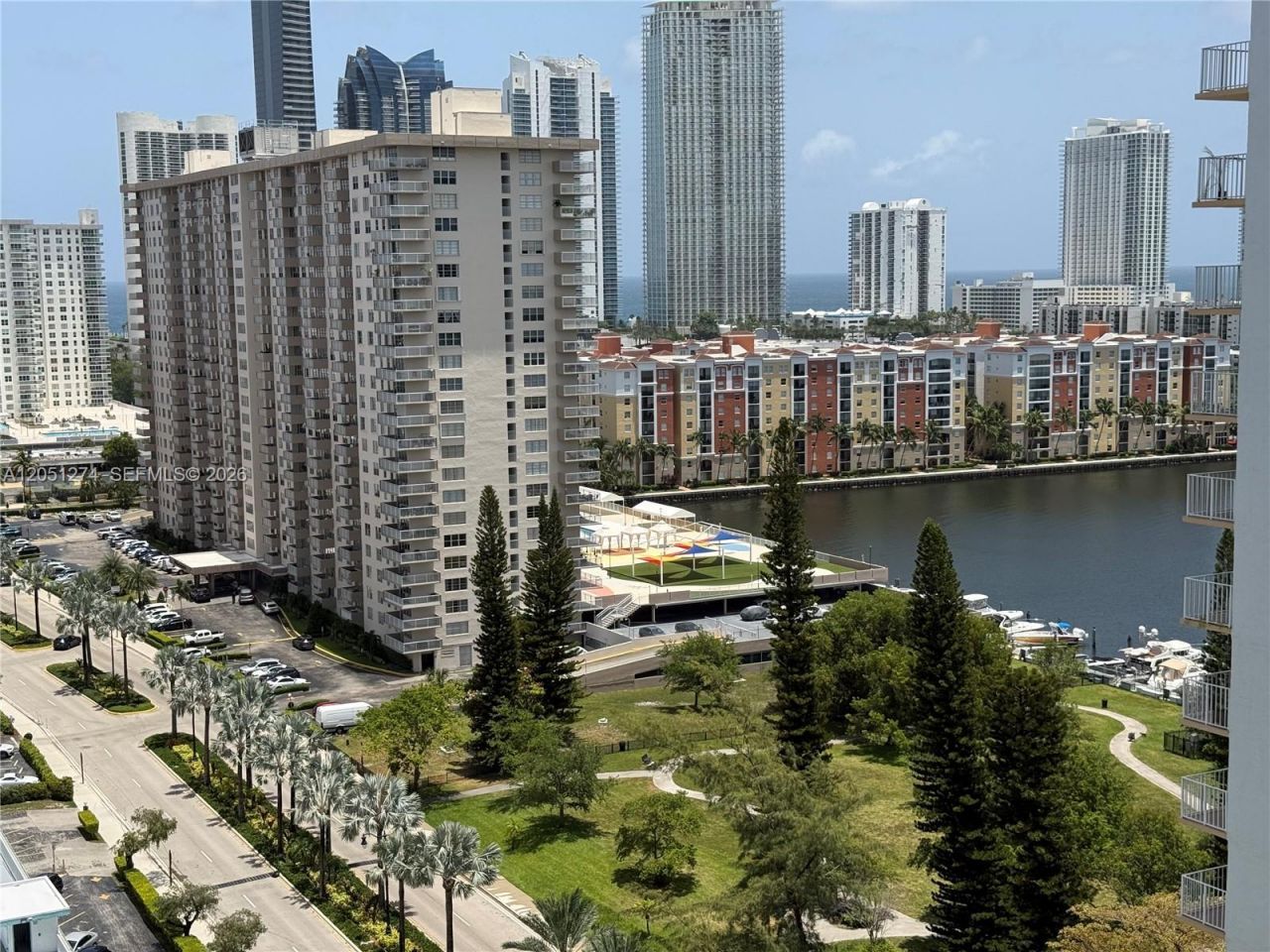 301 174th St , Unit 1907, Sunny Isles Beach, FL 33160 Photo