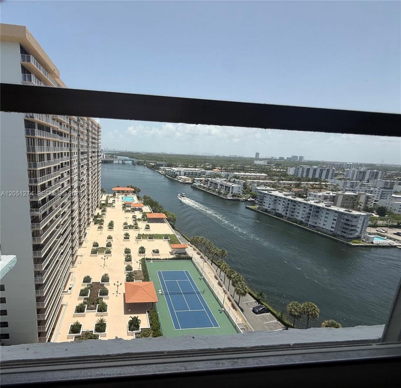 301 174th St , Unit 1907, Sunny Isles Beach, FL 33160 Photo
