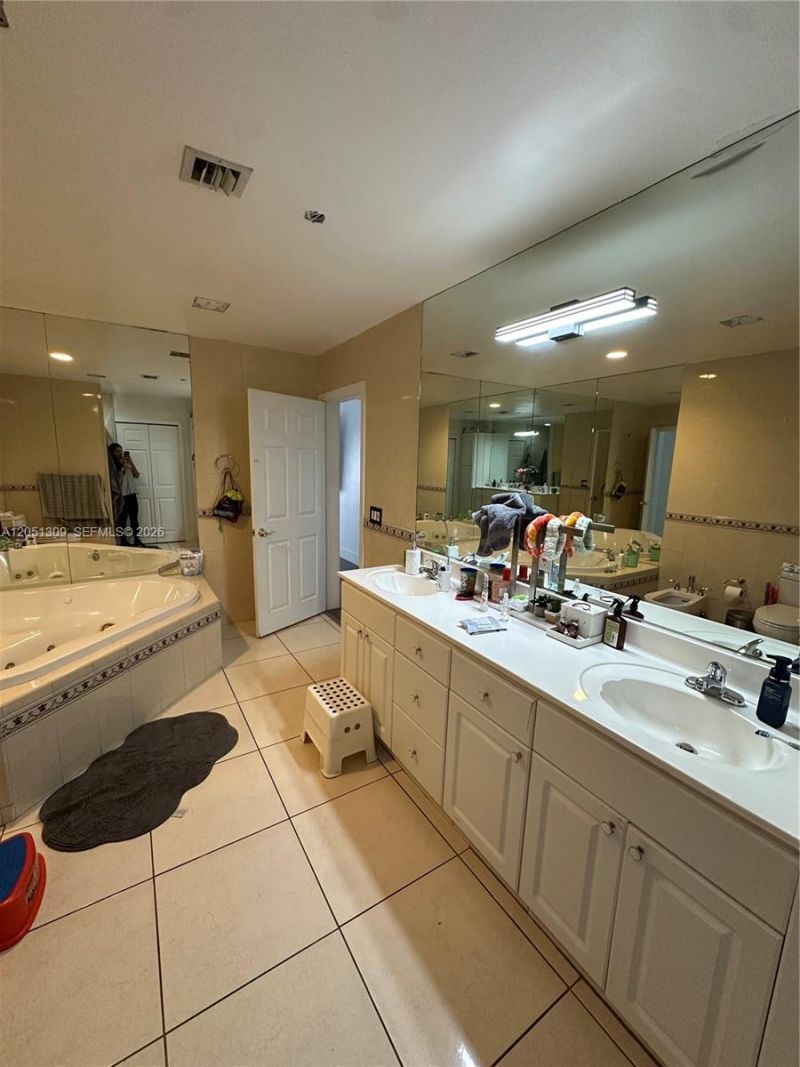 5923 SW 147th Pl , Miami, FL 33193 Photo