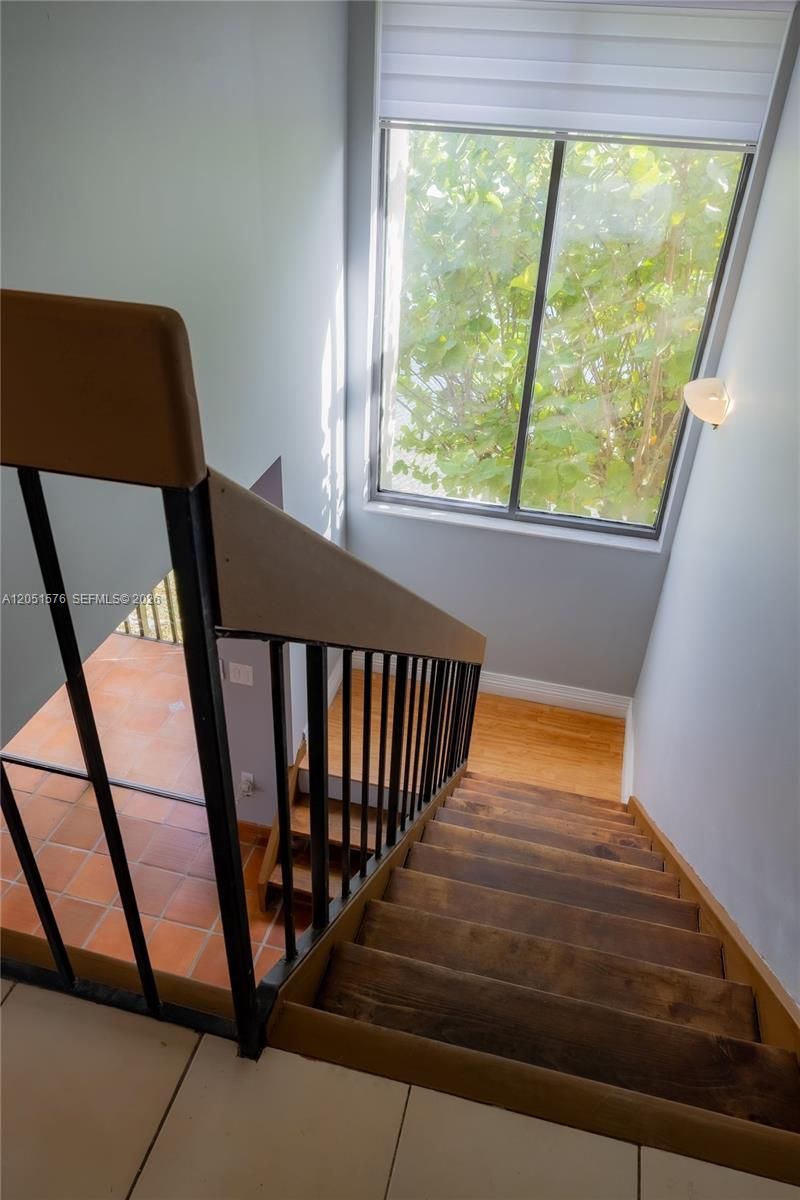 10000 NW 9th St Cir , Unit 21, Miami, FL 33172 Photo