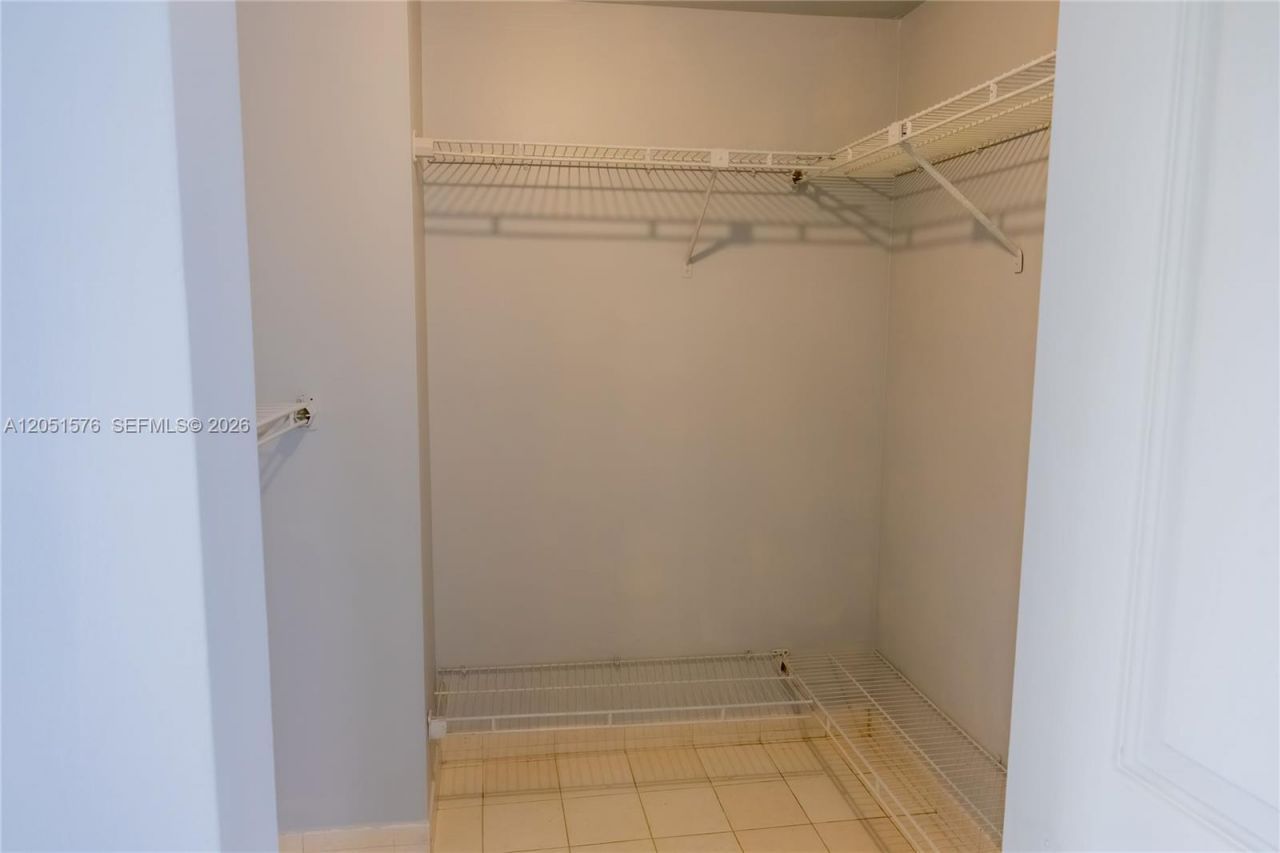 10000 NW 9th St Cir , Unit 21, Miami, FL 33172 Photo