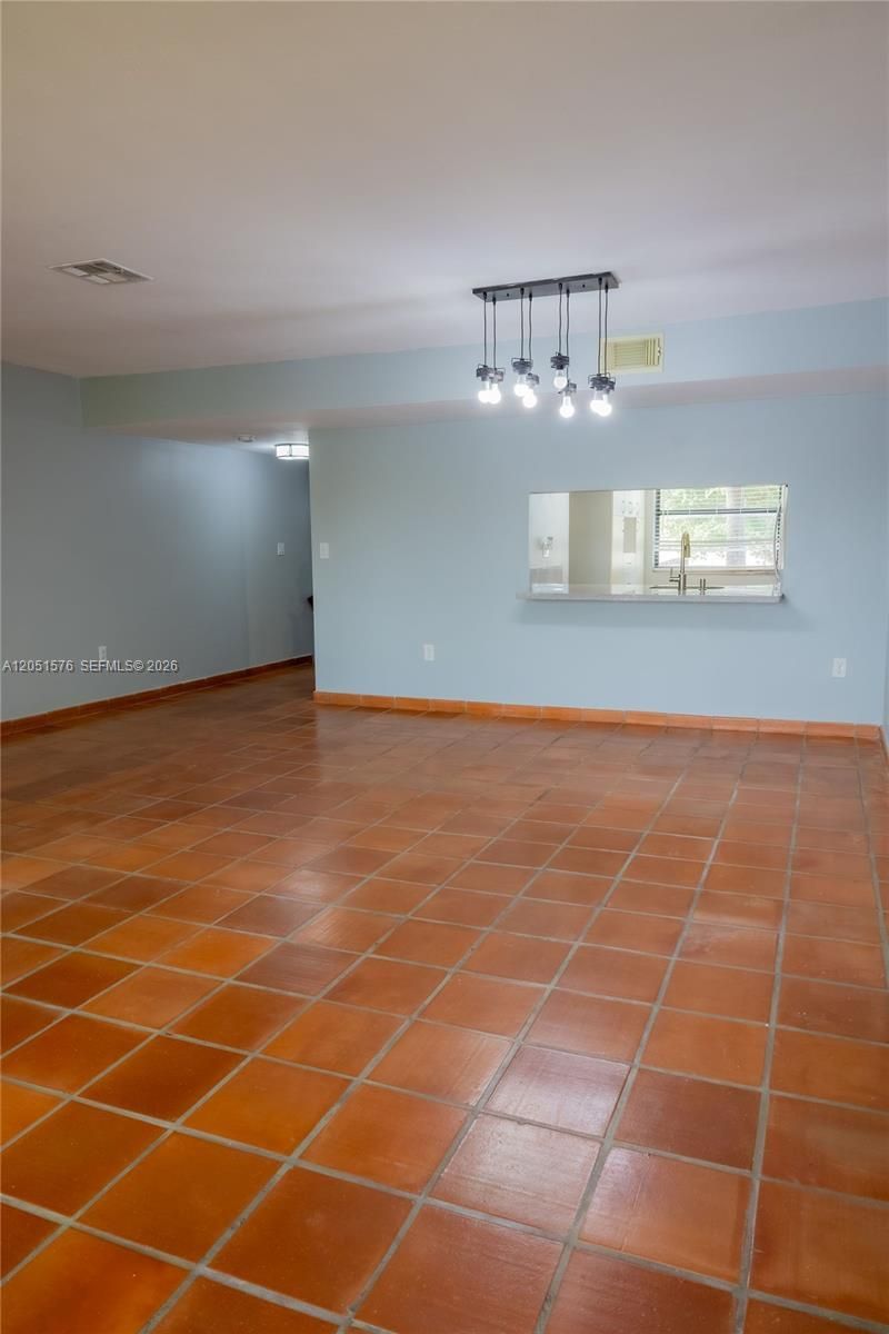10000 NW 9th St Cir , Unit 21, Miami, FL 33172 Photo