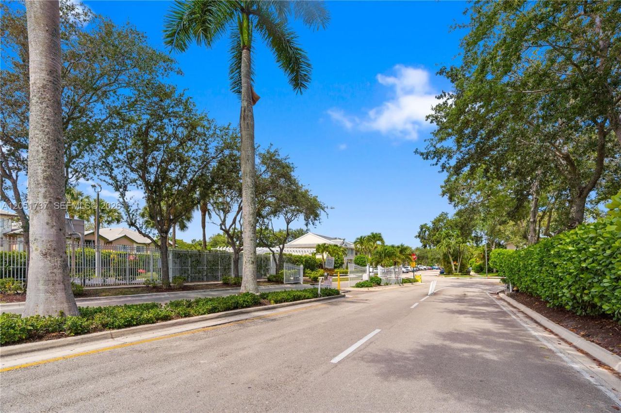 9928 NW 57th Manor , Coral Springs, FL 33076 Photo