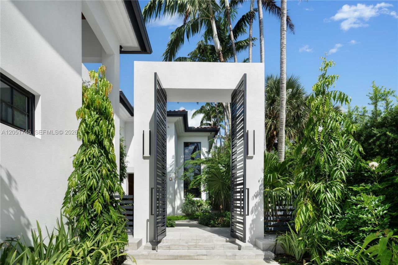 4442 Prairie Ave , Miami Beach, FL 33140 Photo