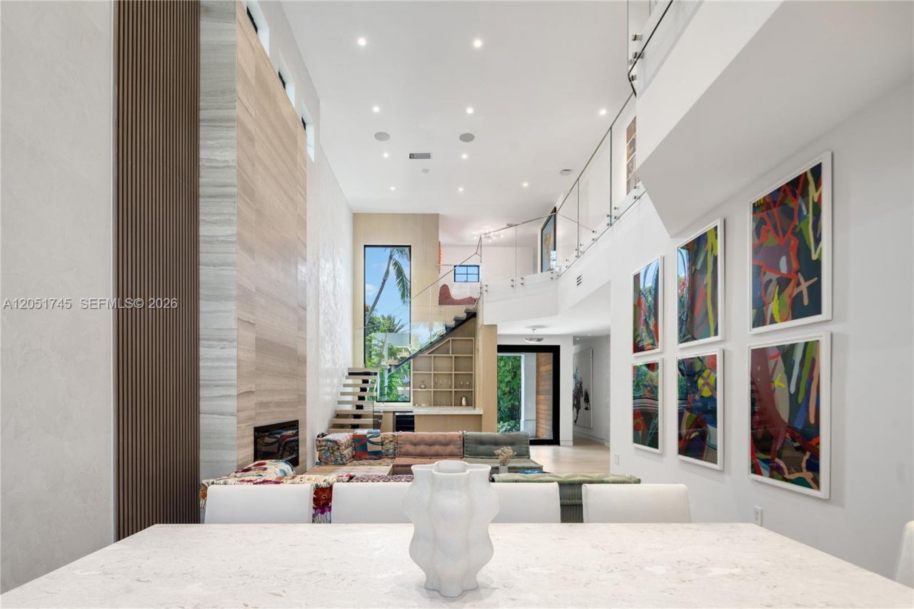 4442 Prairie Ave , Miami Beach, FL 33140 Photo