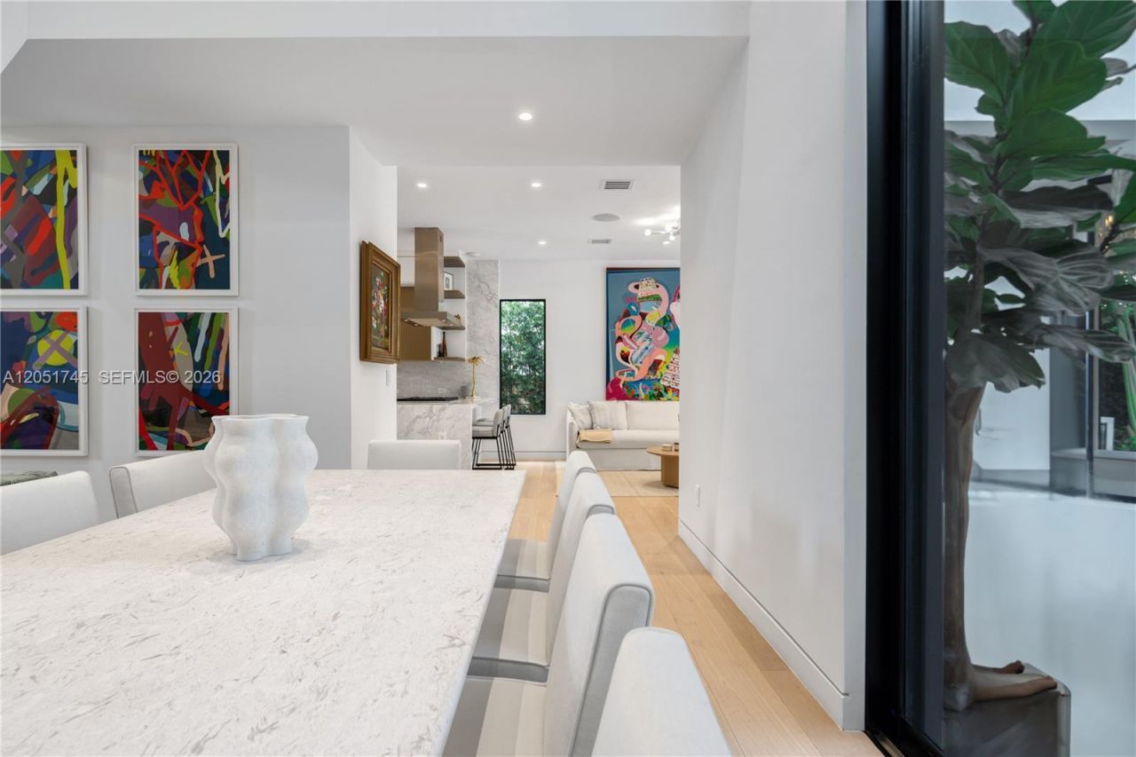4442 Prairie Ave , Miami Beach, FL 33140 Photo