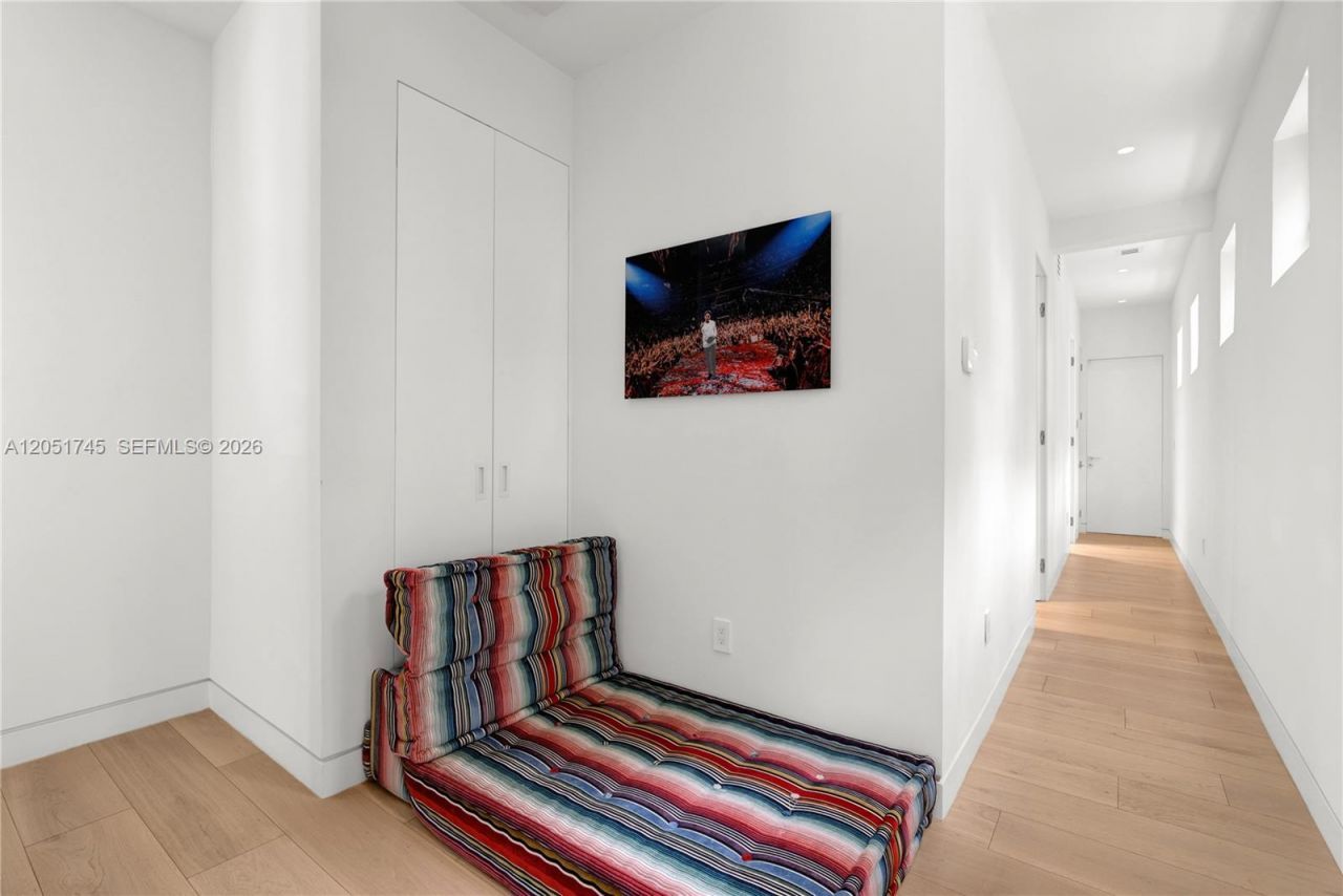 4442 Prairie Ave , Miami Beach, FL 33140 Photo