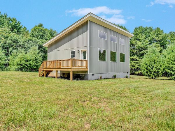 1481 Fairview Church RD SW, Floyd, VA 24091