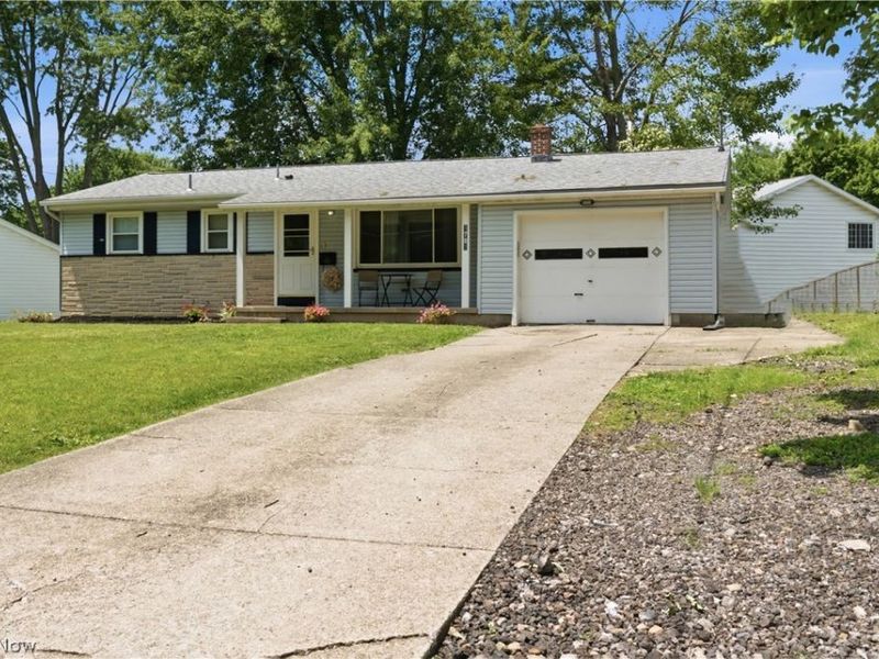 1782 Nova Lane, Poland, OH 44514 Photo 2