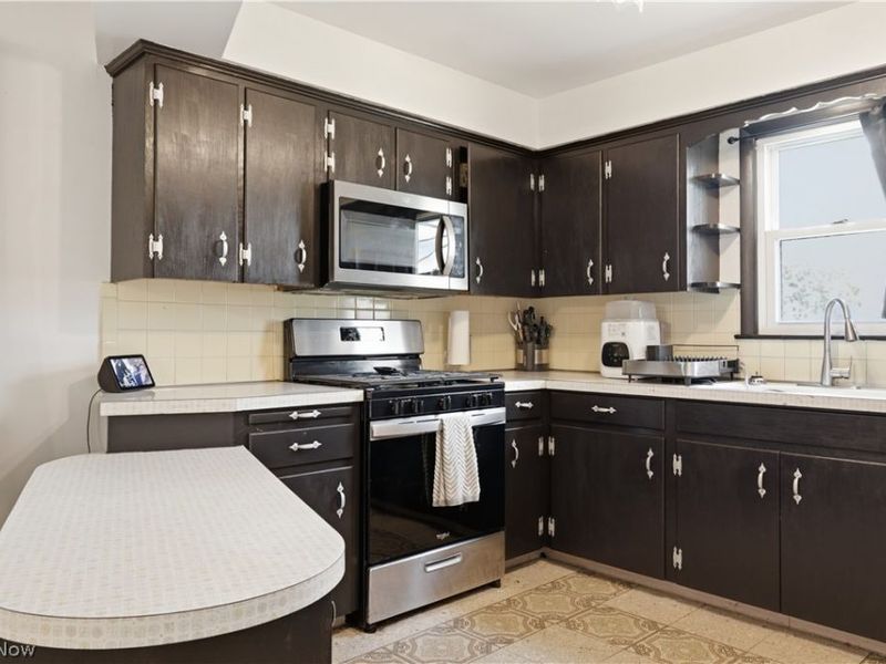 1782 Nova Lane, Poland, OH 44514 Photo 9