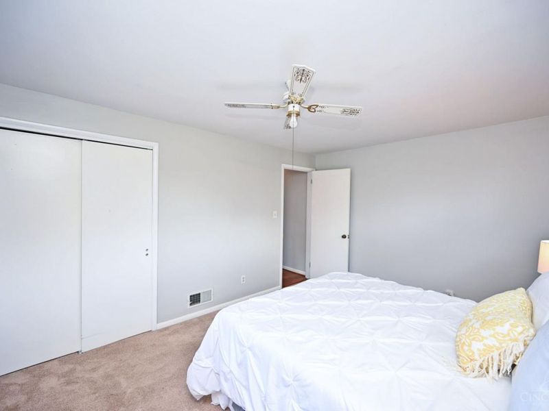 886 Sabino Court, Springfield Twp., OH 45231 Photo 17
