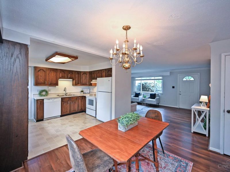 886 Sabino Court, Springfield Twp., OH 45231 Photo 8
