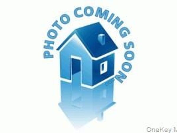 35 Monterrey Drive , Saint James, NY 11780